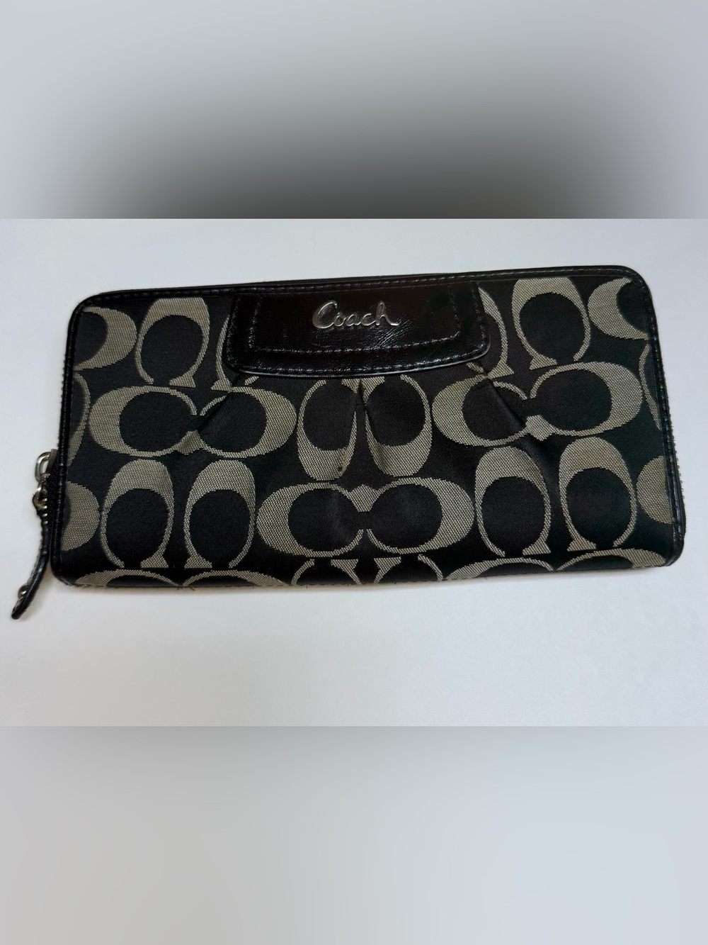 Coach Ashley Wallet Black Signature C Jacquard Accordion Zip Around